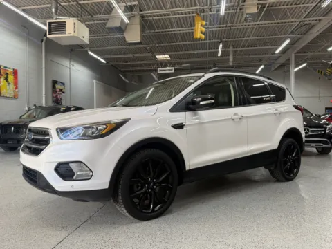White 2019 Ford Escape Titanium for sale in Troy, MI