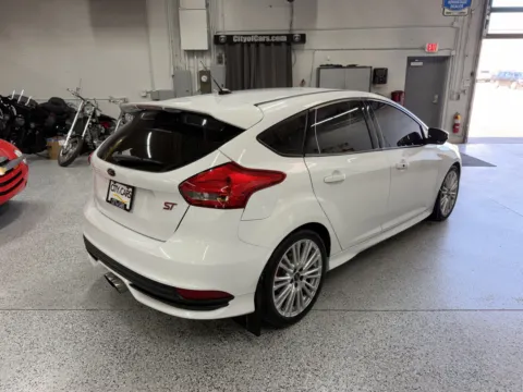 More photos of 2018 Ford Focus ST at City of Cars, MI