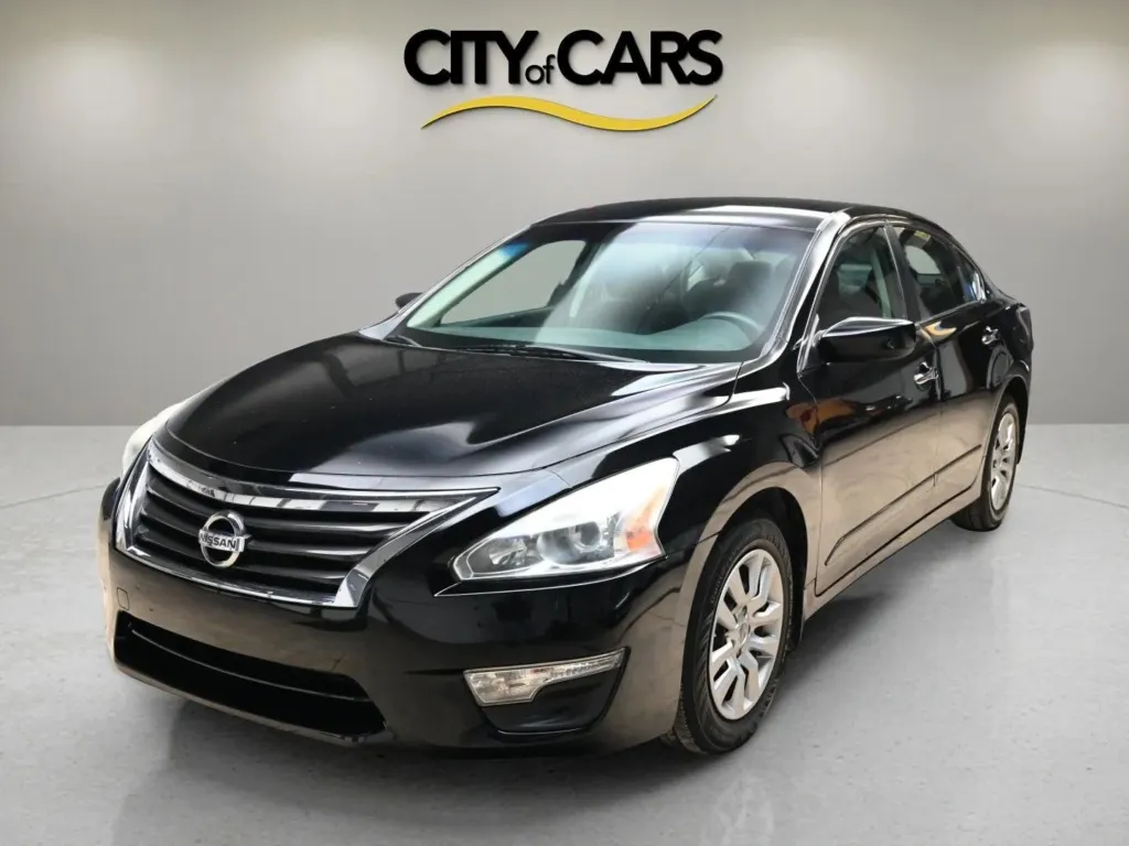 Used 2014 Nissan Altima 2.5 S for sale in Troy, MI at City of Cars