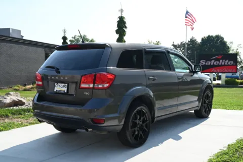 More photos of 2016 Dodge Journey R/T at City of Cars, MI