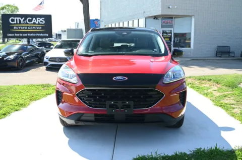 Photos of 2021 Ford Escape SE for sale in Troy, MI at City of Cars