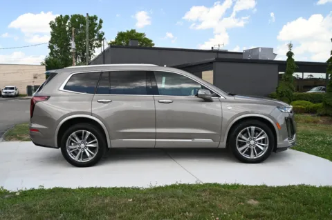 More photos of 2023 Cadillac XT6 Premium Luxury at City of Cars, MI