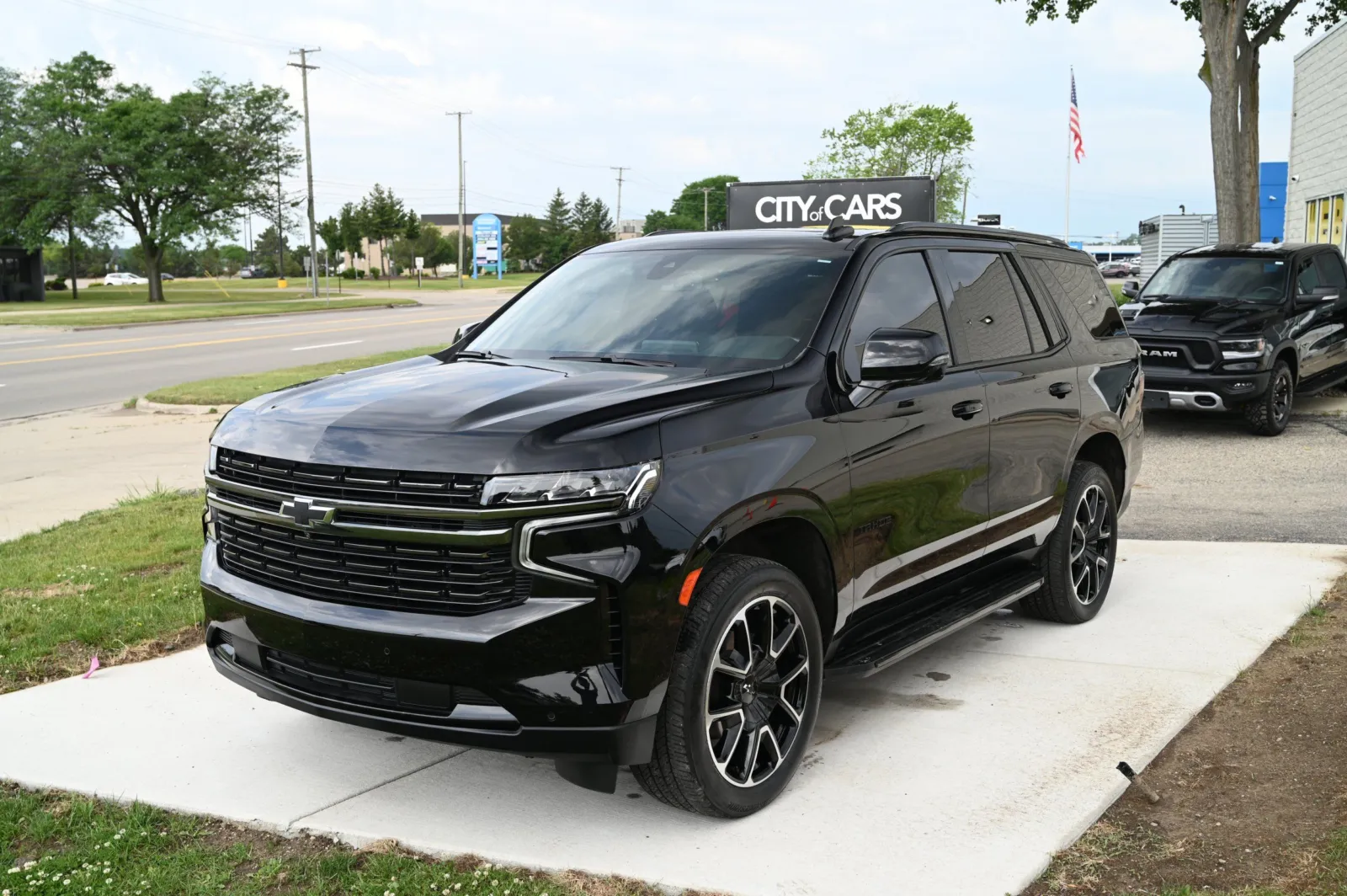 Black 2022 Chevrolet Tahoe RST for sale in Troy, MI
