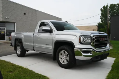 Another view of 2018 GMC Sierra 1500 SLE for sale in Troy, MI at City of Cars