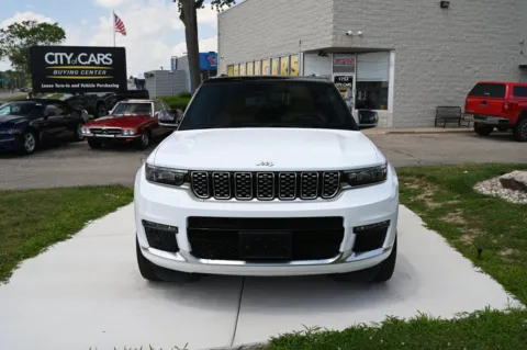 Photos of 2023 Jeep Grand Cherokee L Summit Reserve for sale in Troy, MI at City of Cars