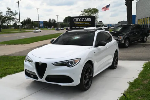 White 2023 Alfa Romeo Stelvio Veloce for sale in Troy, MI