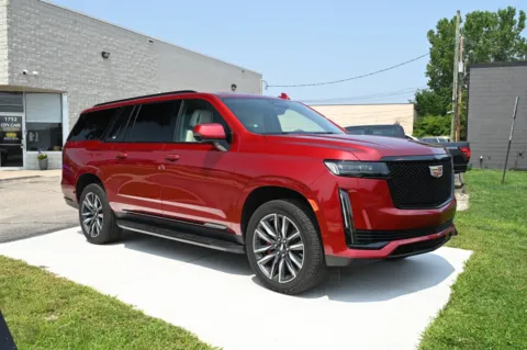 Another view of 2022 Cadillac Escalade ESV Sport Platinum for sale in Troy, MI at City of Cars