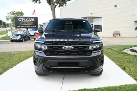 Photos of 2022 Ford Expedition Limited for sale in Troy, MI at City of Cars