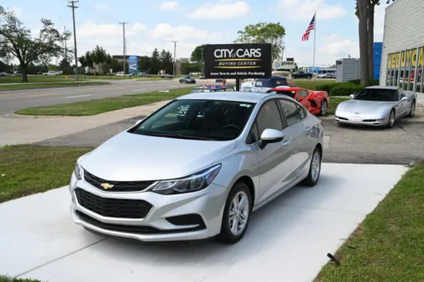 Silver 2017 Chevrolet Cruze LT Auto for sale in Troy, MI