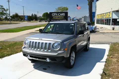 Silver 2014 Jeep Patriot Limited for sale in Troy, MI