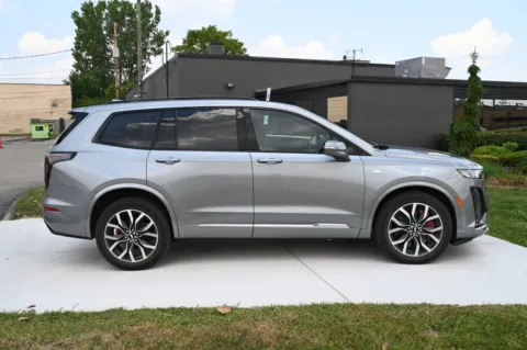 More photos of 2024 Cadillac XT6 Sport at City of Cars, MI