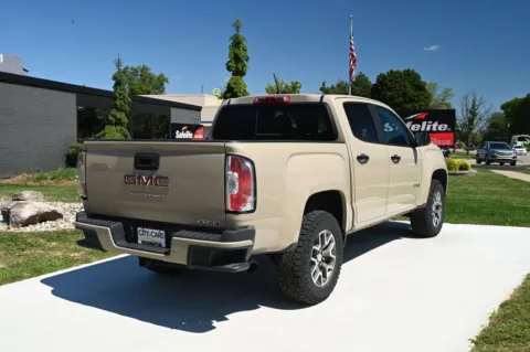 More photos of 2022 GMC Canyon AT4 at City of Cars, MI