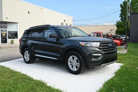 Another view of 2023 Ford Explorer XLT for sale in Troy, MI at City of Cars