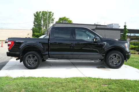 More photos of 2023 Ford F-150 Lariat at City of Cars, MI