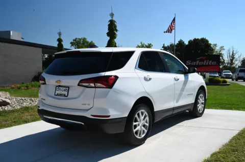 More photos of 2022 Chevrolet Equinox LT at City of Cars, MI