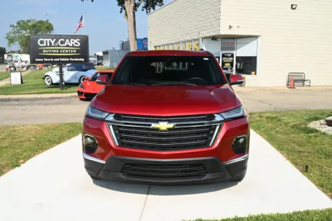 Photos of 2023 Chevrolet Traverse LT Cloth for sale in Troy, MI at City of Cars