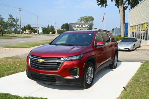 Red 2023 Chevrolet Traverse LT Cloth for sale in Troy, MI