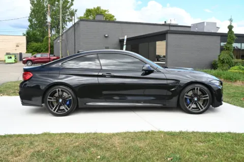 More photos of 2018 BMW M4 at City of Cars, MI