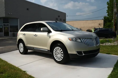 Another view of 2011 Lincoln MKX for sale in Troy, MI at City of Cars