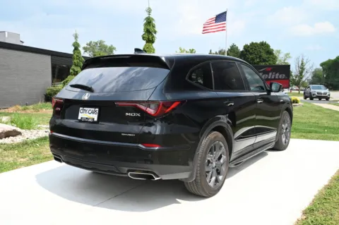 More photos of 2023 Acura MDX SH-AWD w/A-SPEC at City of Cars, MI