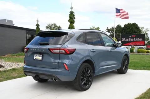 More photos of 2023 Ford Escape ST-Line Elite at City of Cars, MI