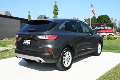 More photos of 2020 Ford Escape SE at City of Cars, MI