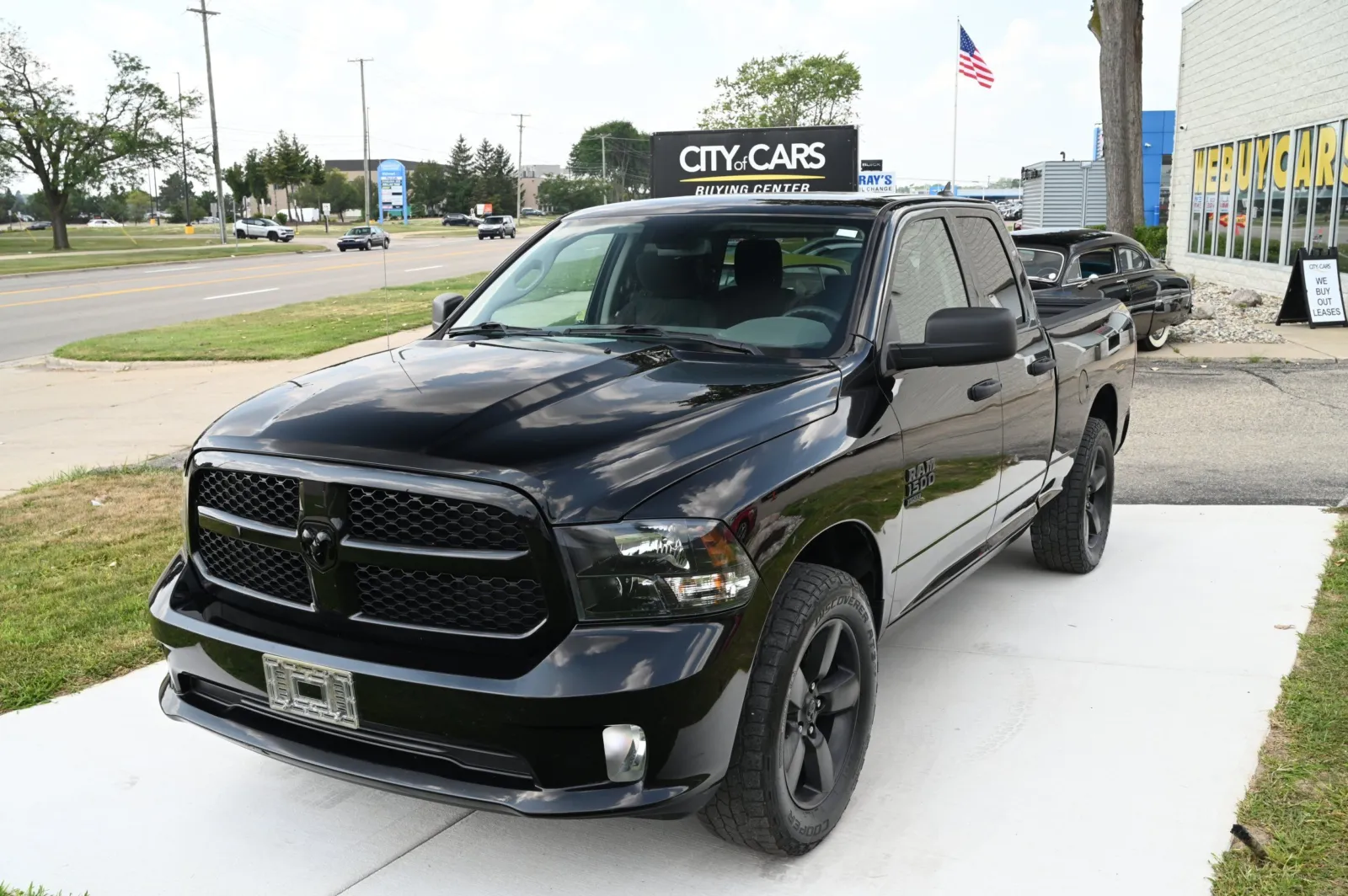 Black 2019 Ram 1500 Classic Express for sale in Troy, MI