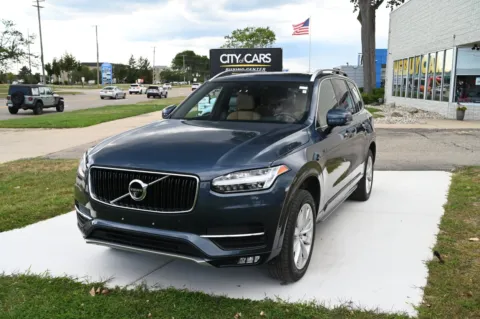 Blue 2018 Volvo XC90 T6 Momentum for sale in Troy, MI