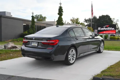 More photos of 2016 BMW 750i xDrive at City of Cars, MI