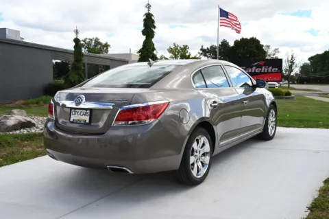 More photos of 2011 Buick LaCrosse CXS at City of Cars, MI