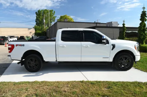 More photos of 2022 Ford F-150 Lariat at City of Cars, MI