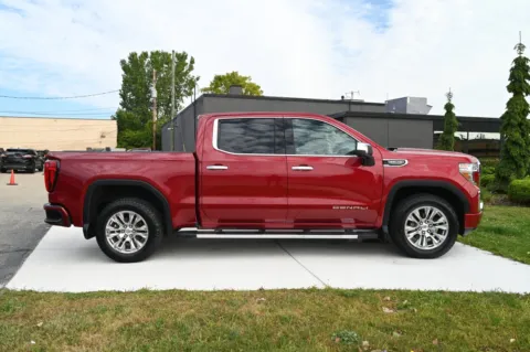 More photos of 2020 GMC Sierra 1500 Denali at City of Cars, MI