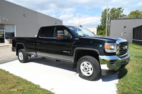 Another view of 2017 GMC Sierra 2500HD SLE for sale in Troy, MI at City of Cars