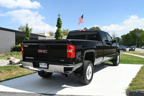 More photos of 2017 GMC Sierra 2500HD SLE at City of Cars, MI