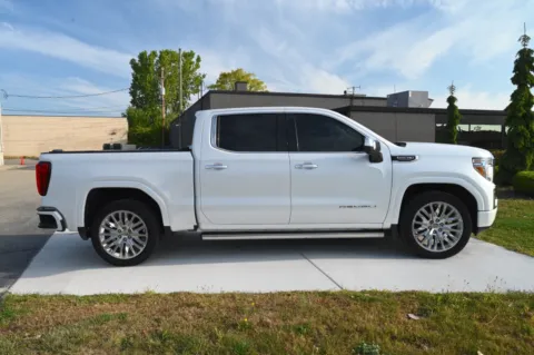More photos of 2019 GMC Sierra 1500 Denali at City of Cars, MI