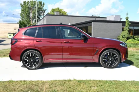 More photos of 2022 BMW X3 M40i at City of Cars, MI