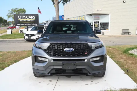 Photos of 2021 Ford Explorer ST for sale in Troy, MI at City of Cars
