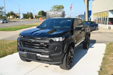 Black 2024 Chevrolet Colorado Trail Boss for sale in Troy, MI