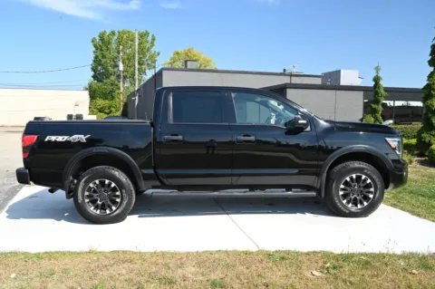 More photos of 2020 Nissan Titan PRO-4X at City of Cars, MI