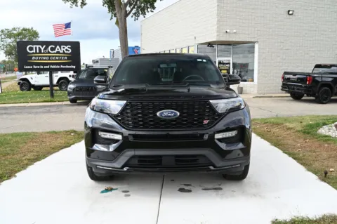 Photos of 2022 Ford Explorer ST for sale in Troy, MI at City of Cars