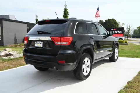 More photos of 2012 Jeep Grand Cherokee Laredo at City of Cars, MI