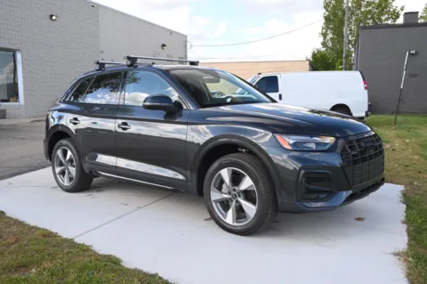 Another view of 2024 Audi Q5 Premium Plus 40 TFSI quattro S tronic for sale in Troy, MI at City of Cars