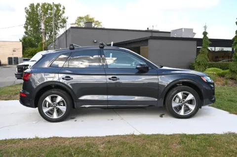More photos of 2024 Audi Q5 Premium Plus 40 TFSI quattro S tronic at City of Cars, MI