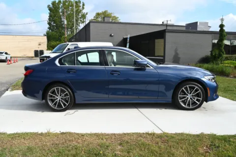 More photos of 2021 BMW 330i xDrive at City of Cars, MI