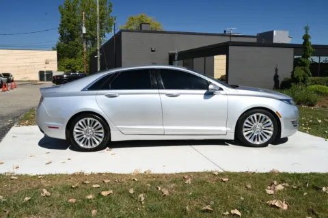 More photos of 2013 Lincoln MKZ at City of Cars, MI