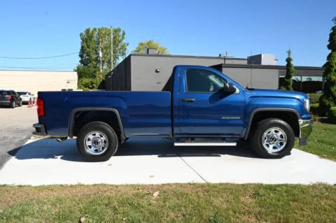 More photos of 2016 GMC Sierra 1500 at City of Cars, MI