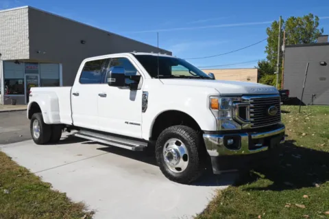 Another view of 2022 Ford F-350 Super Duty Lariat for sale in Troy, MI at City of Cars