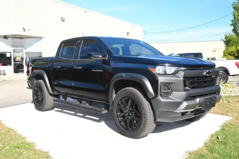 Another view of 2024 Chevrolet Colorado Trail Boss for sale in Troy, MI at City of Cars