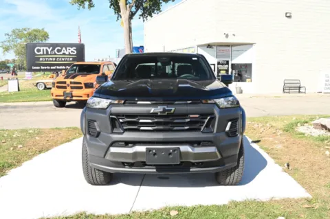 Photos of 2024 Chevrolet Colorado Trail Boss for sale in Troy, MI at City of Cars