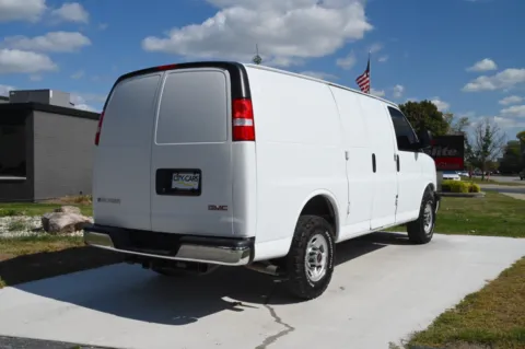 More photos of 2022 GMC Savana 2500 at City of Cars, MI